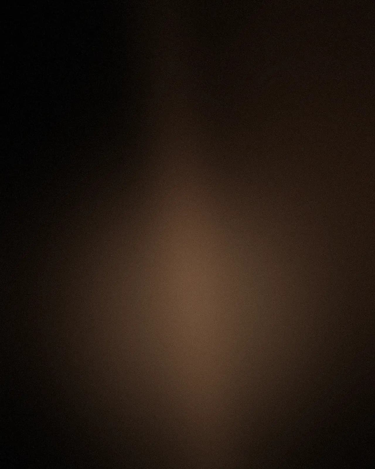 Senja di antara kuil tua